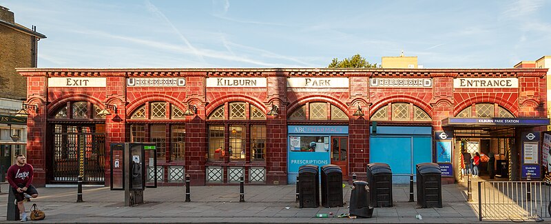 Kilburn Park tube station