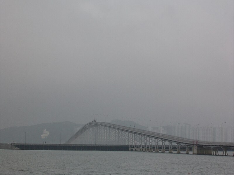 Governor Nobre de Carvalho Bridge